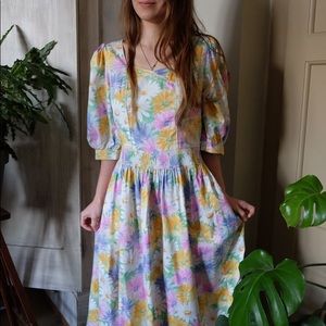 Vintage Floral Day Dress / Dirndl with Smocked Waist